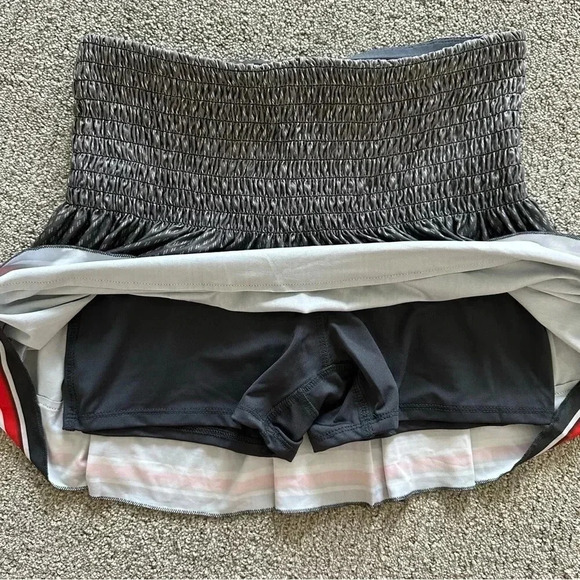 LUCKY IN LOVE- Tech It Out Long High Tech Smocked Skirt Tennis Pickeball Small - Picture 2 of 8